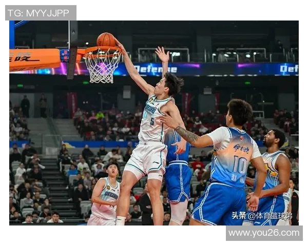 CBA联赛新篇章：年轻球员崭露头角，打造未来篮球盛宴