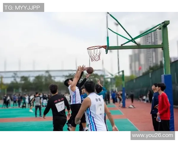 篮球点燃青春激情展现团队力量让拼搏与梦想在赛场上闪耀 篮球点燃青春激情展现团队力量让拼搏与梦想在赛场上闪耀