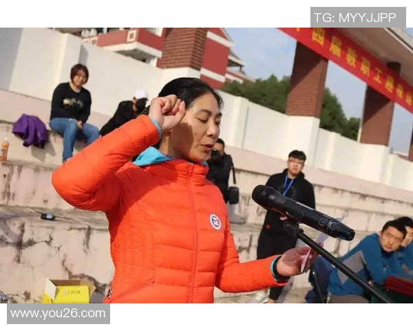 聚焦篮球运动员成长之路与技术蜕变及职业精神全景解读深度剖析魅