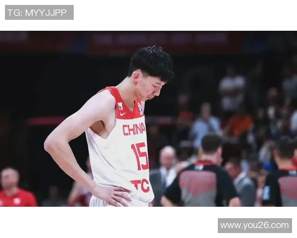 周琦在国际篮球舞台上的崛起与挑战解析